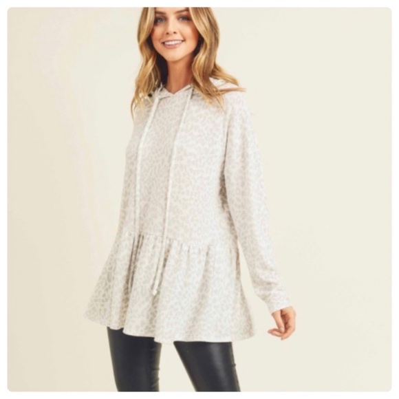 1 LEFT! Leopard Hooded Peplum Women's Top - Picture 7 of 7